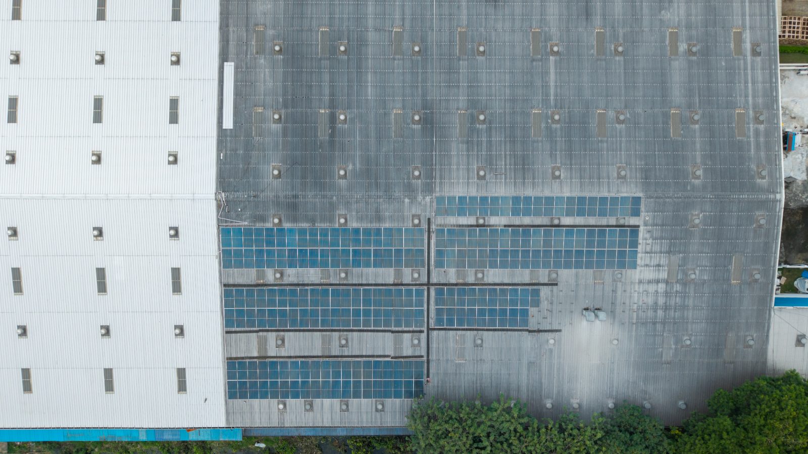 Top-down view of the solar panel array on Triveni's factory roof